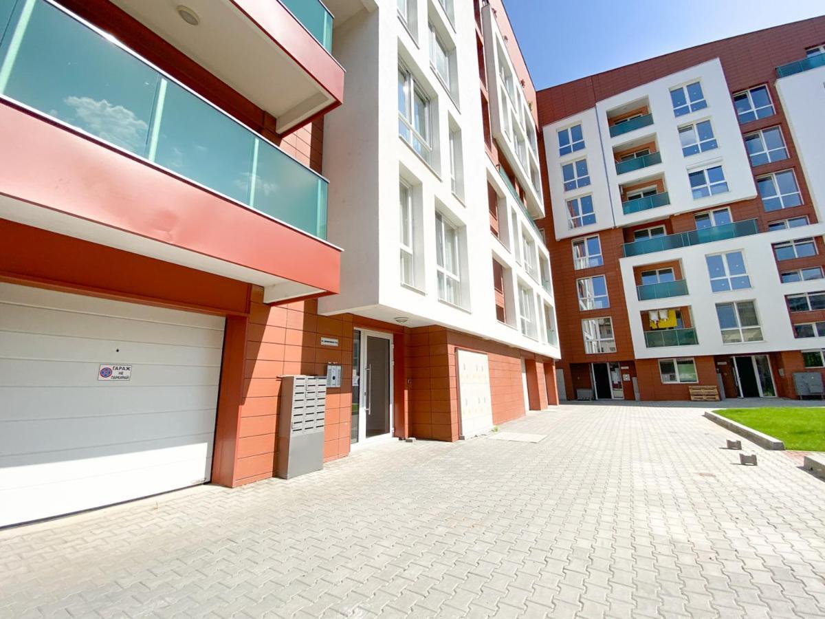Happy Town Apartments Veliko Tărnovo Esterno foto